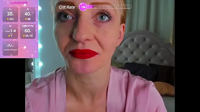 Snapshot of SquirtyAlisa chatting on December 31, 9:31 am SquirtyAlisa online show from December 31, 9:31 am
