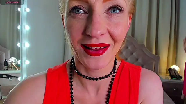Snapshot of SquirtyAlisa chatting on January 29, 5:24 pm SquirtyAlisa online show from January 29, 5:24 pm