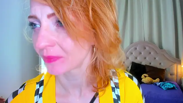 Snapshot of SquirtyAlisa chatting on October 15, 11:16 pm SquirtyAlisa online show from October 15, 11:16 pm