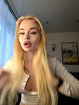 Vladamais online show from November 13, 10:25 am