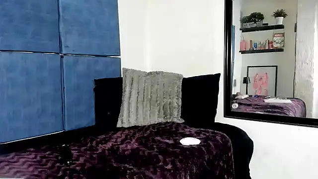 Ebonydollxx online show from April 15, 4:58 pm