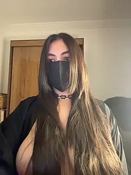 Snapshot of Hot-Sarah-arab chatting on February 14, 7:21 pm Hot-Sarah-arab online show from February 14, 7:21 pm