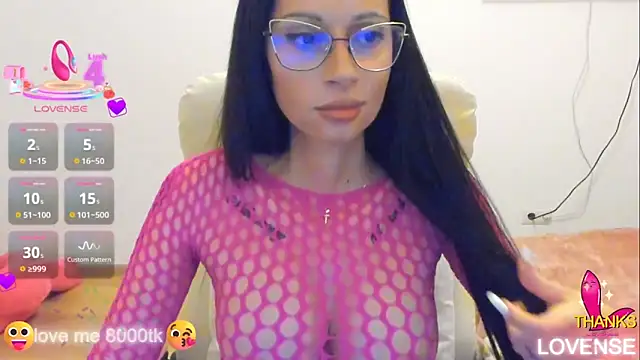 kissnicol32 online show from November 23, 6:52 pm