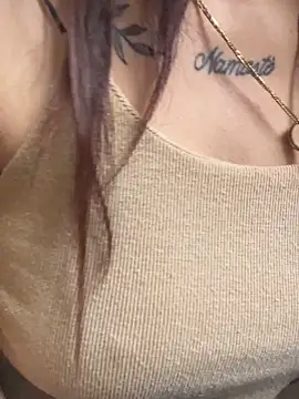 Snapshot of melisabunnny chatting on November 5, 12:05 pm melisabunnny online show from November 5, 12:05 pm