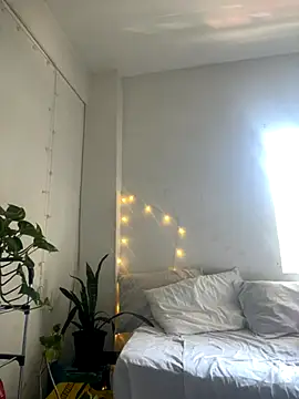 melisabunnny online show from December 4, 12:14 pm