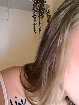 Goldloeckchen159 online show from October 1, 7:09 pm