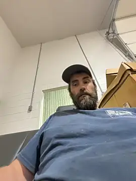 bigJohnson223 online show from April 12, 5:01 am