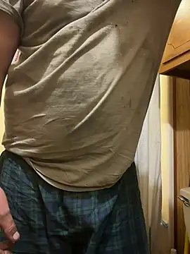 bigJohnson223 online show from April 18, 5:55 am