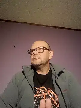 Snapshot of hairy_orbite chatting on October 7, 6:10 am hairy orbite online show from October 7, 6:10 am