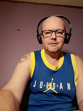 Snapshot of hairy_orbite chatting on October 17, 8:22 pm hairy orbite online show from October 17, 8:22 pm