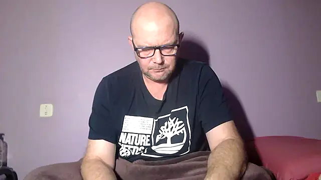 Snapshot of hairy_orbite chatting on December 5, 3:09 pm hairy orbite online show from December 5, 3:09 pm