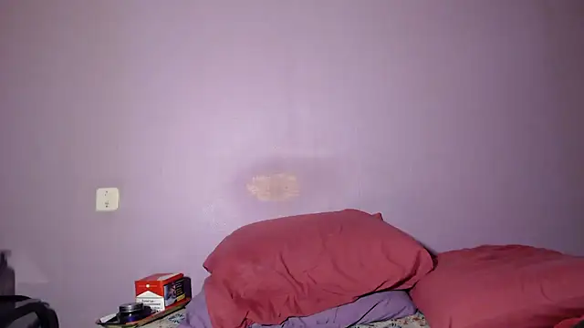 Snapshot of hairy_orbite chatting on December 13, 8:58 pm hairy orbite online show from December 13, 8:58 pm