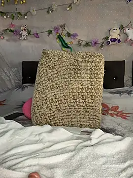 NinaGauther online show from February 17, 2:24 pm