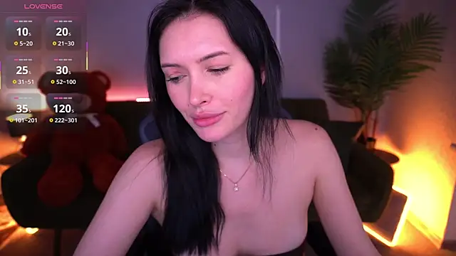 MilaSecrett online show from December 20, 3:41 pm