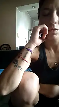 Snapshot of gala2 chatting on January 19, 2:59 pm gala2 online show from January 19, 2:59 pm