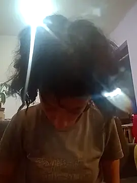 Snapshot of gala2 chatting on February 25, 11:44 pm gala2 online show from February 25, 11:44 pm