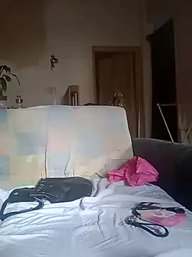 Snapshot of gala2 chatting on February 27, 7:58 pm gala2 online show from February 27, 7:58 pm