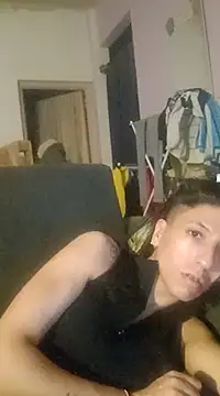 Snapshot of gala2 chatting on March 4, 5:11 am gala2 online show from March 4, 5:11 am