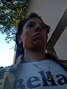 Snapshot of gala2 chatting on March 14, 10:50 am gala2 online show from March 14, 10:50 am