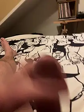 Snapshot of LivingLegend1978 chatting on December 8, 8:30 am LivingLegend1978 online show from December 8, 8:30 am