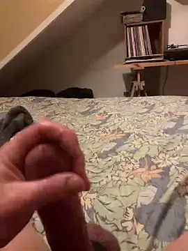 Snapshot of LivingLegend1978 chatting on January 22, 5:06 pm LivingLegend1978 online show from January 22, 5:06 pm