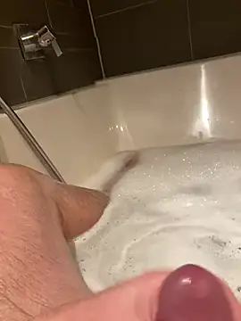 Snapshot of LivingLegend1978 chatting on January 28, 6:28 pm LivingLegend1978 online show from January 28, 6:28 pm