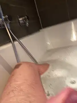 Snapshot of LivingLegend1978 chatting on March 19, 5:39 pm LivingLegend1978 online show from March 19, 5:39 pm