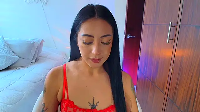 keilelewis online show from March 15, 4:57 pm