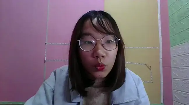 Nanoko online show from February 9, 3:56 pm