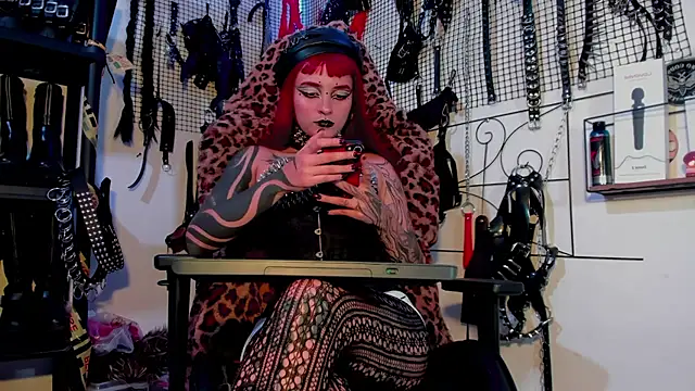 Snapshot of Agatha_BDSM chatting on January 11, 7:49 pm Agatha BDSM online show from January 11, 7:49 pm