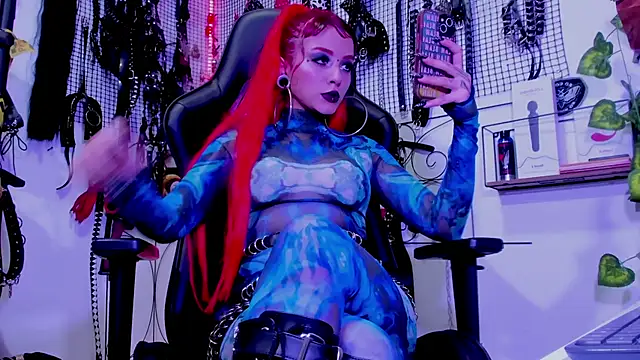 Snapshot of Agatha_BDSM chatting on March 10, 10:34 pm Agatha BDSM online show from March 10, 10:34 pm