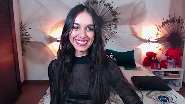 Snapshot of KatherineBisou chatting on November 2, 8:11 pm KatherineBisou online show from November 2, 8:11 pm