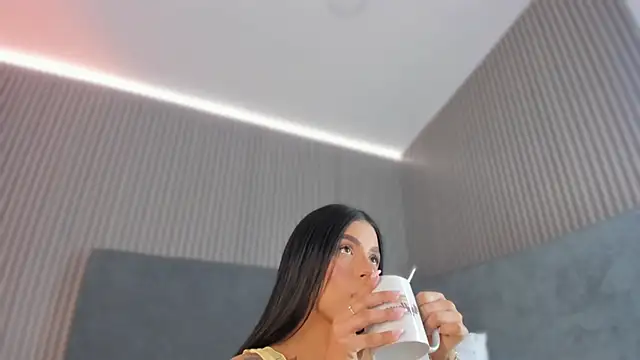 emelie 89 online show from November 5, 12:16 pm