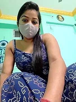 Monalisa Singh online show from December 19, 7:21 pm