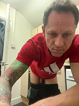 Yourhotboy 42 online show from March 13, 10:32 pm