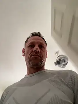 Yourhotboy 42 online show from October 5, 11:52 am