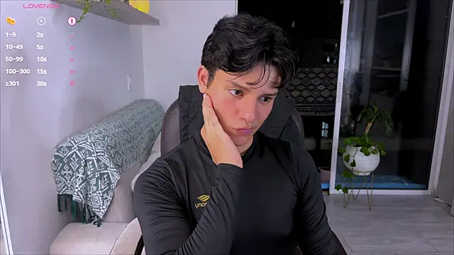 Snapshot of Alexxblue chatting on March 11, 1:48 am Alexxblue online show from March 11, 1:48 am