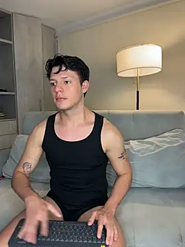 Snapshot of Alexxblue chatting on February 17, 3:25 am Alexxblue online show from February 17, 3:25 am