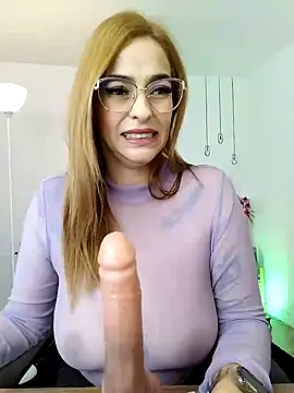 Snapshot of Alessandra_Schmoll chatting on February 25, 2:33 pm Alessandra Schmoll online show from February 25, 2:33 pm