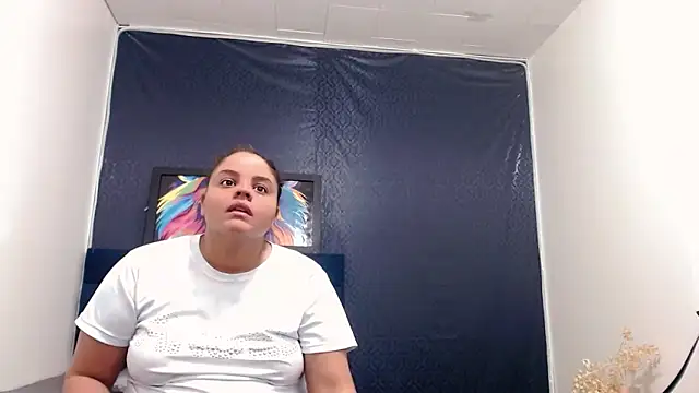 brunnette hot online show from February 25, 11:19 am