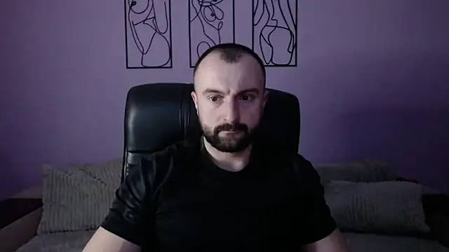 brindlefly6969 online show from March 28, 12:05 pm