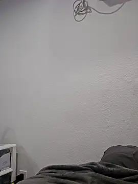 Iliketocooksquirt25 online show from October 3, 4:31 am