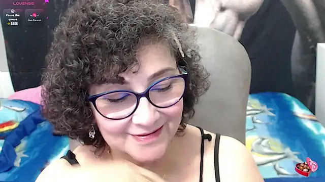 Snapshot of cataleya_mom chatting on February 18, 10:58 pm cataleya mom online show from February 18, 10:58 pm