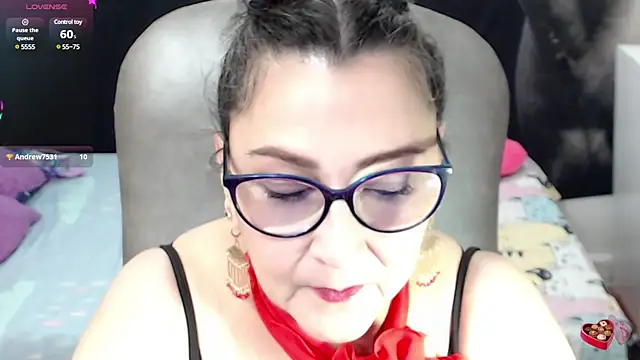 Snapshot of cataleya_mom chatting on March 5, 12:59 am cataleya mom online show from March 5, 12:59 am