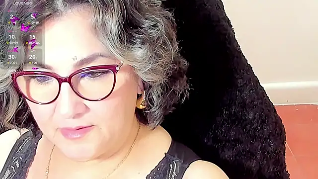 Snapshot of cataleya_mom chatting on November 16, 5:35 am cataleya mom online show from November 16, 5:35 am