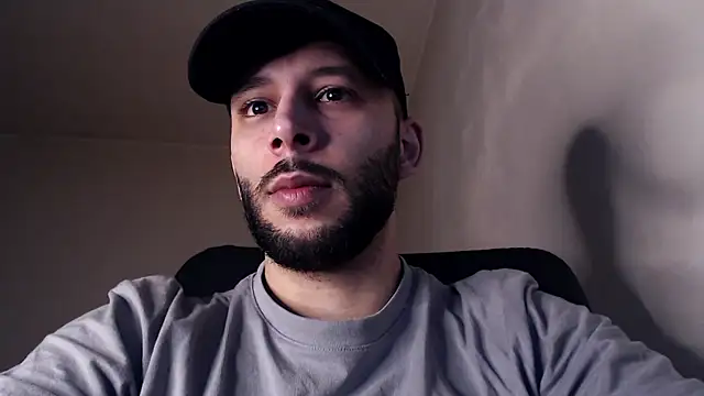 henryaxe online show from November 19, 9:42 am