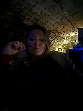 Snapshot of lady_charlyne chatting on November 7, 8:31 pm lady charlyne online show from November 7, 8:31 pm