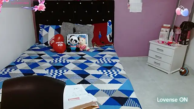 soniafuckboobs online show from March 17, 7:37 pm