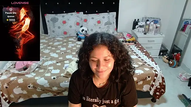 Snapshot of soniafuckboobs chatting on January 16, 12:36 am soniafuckboobs online show from January 16, 12:36 am