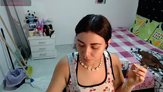 soniafuckboobs online show from June 3, 12:30 pm